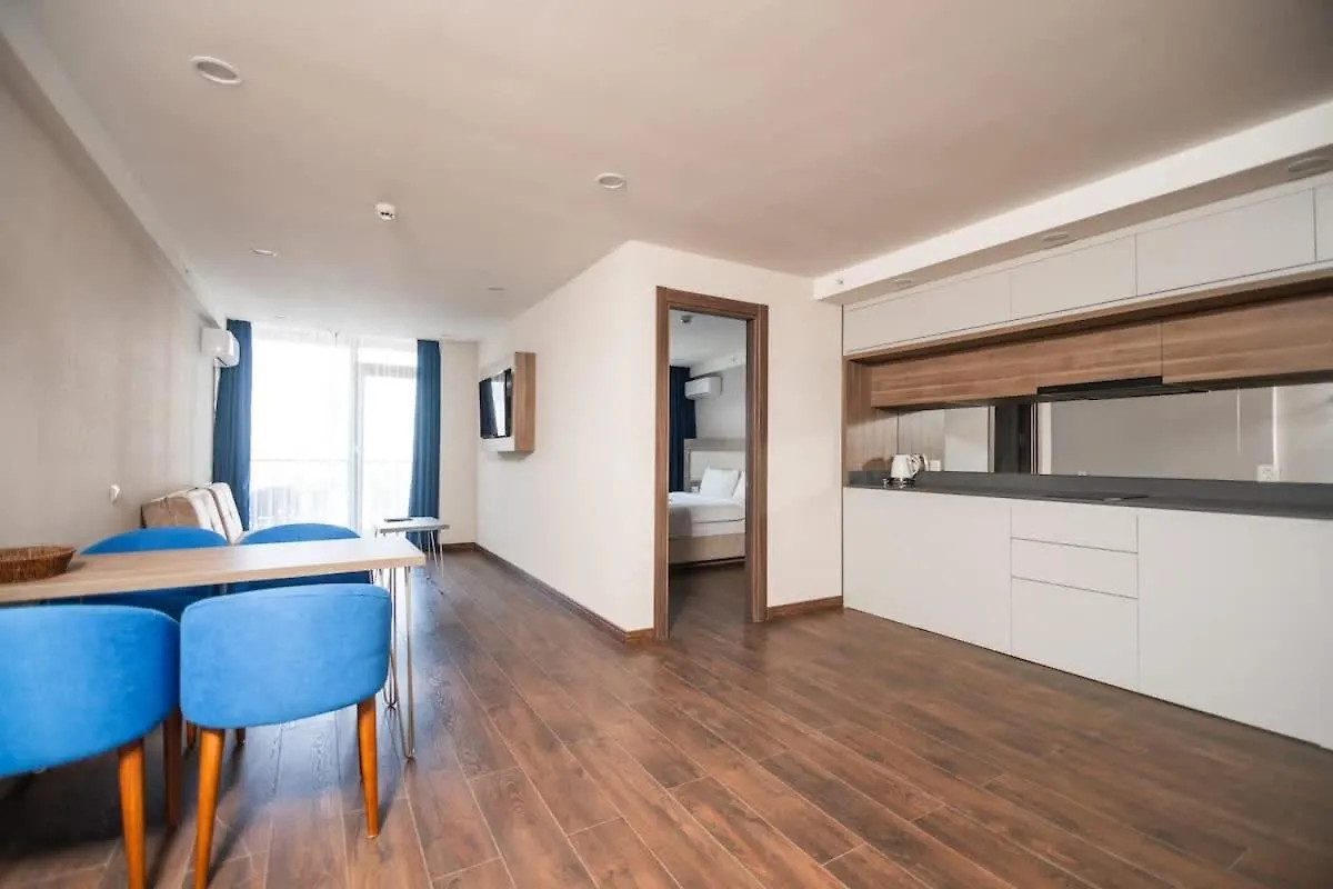 Cozy 1Br Batumi Apt With Balcony - By Wehost Holiday home